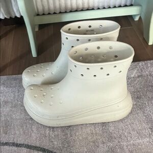 Mens Chunky Rain Boots like walking on a cloud croc comfort and support